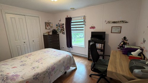 Chambre à coucher - 169A Boul. Perron, Escuminac, QC 