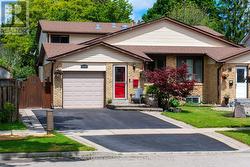 2821 BUCKLEPOST CRESCENT  Mississauga, ON L5N 1X6