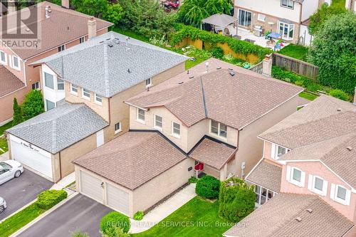 10 MEADOW BUSH COURT  Brampton, ON L6S 5B6