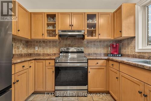 72 Etherington Crescent, Hamilton, ON 