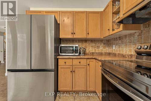 72 Etherington Crescent, Hamilton, ON 