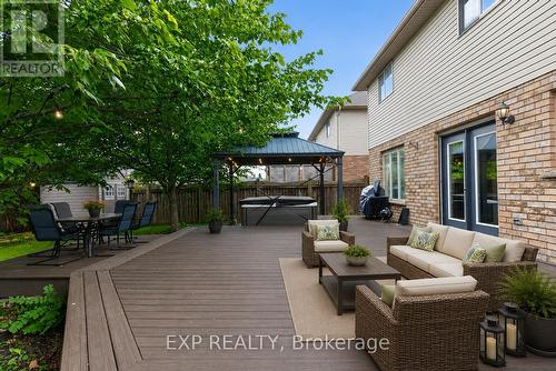 Digitaly Staged - 72 Etherington Crescent, Hamilton, ON 