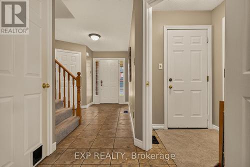 72 Etherington Crescent, Hamilton, ON 