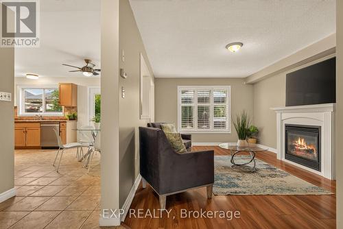 72 Etherington Crescent, Hamilton, ON 