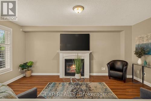 72 Etherington Crescent, Hamilton, ON 