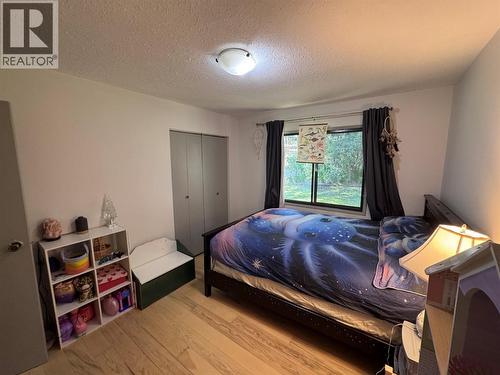 725 3 Highway, Cascade, BC 
