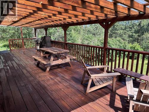 725 3 Highway, Cascade, BC 