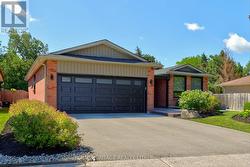 30 KAREN DRIVE Kawartha Lakes (Lindsay), ON L9V 5V6