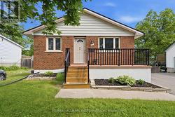 636 FRANK STREET  Peterborough (Otonabee Ward 1), ON K9J 4M9