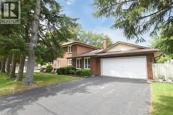 24 SHAW Street  Caledonia, ON N3W 1K2