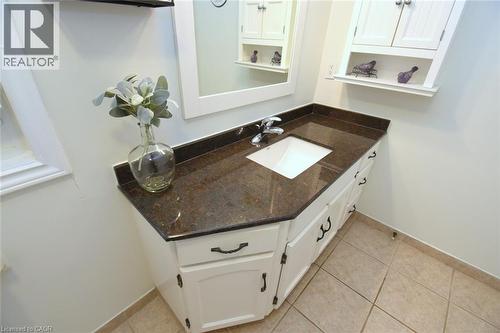 24 Shaw Street, Caledonia, ON 
