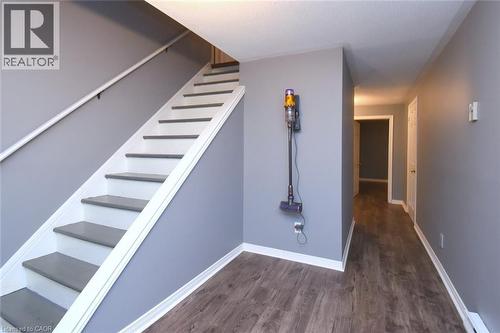 24 Shaw Street, Caledonia, ON 