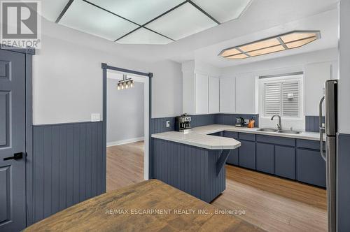 21 East Bend Avenue N, Hamilton, ON 