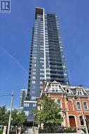 1305 - 28 LINDEN STREET  Toronto, ON M4Y 0A4