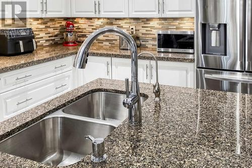 32 Nicort Road, King, ON 