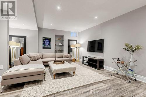 32 Nicort Road, King, ON 