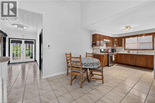 15 Ellen Avenue, Hamilton, ON 