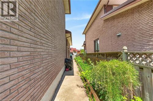 15 Ellen Avenue, Hamilton, ON 