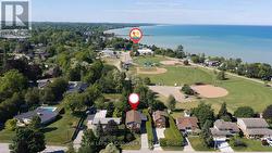 136 KINGSWAY STREET  Kincardine, ON N2Z 1B6
