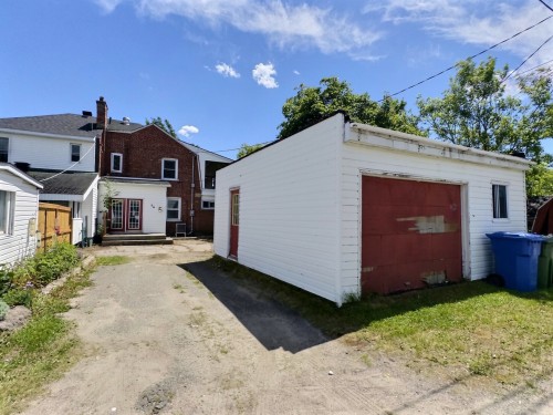 Garage - 56 Rue Ketchen, Témiscaming, QC 