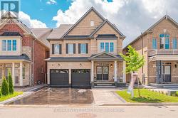18 BOONE CRESCENT Vaughan, ON L4H 4V1