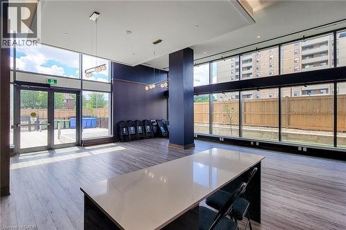 2782 Barton Street E Unit# 220, Hamilton, ON 