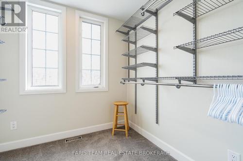 44 Hawthorne Crescent, Barrie, ON 