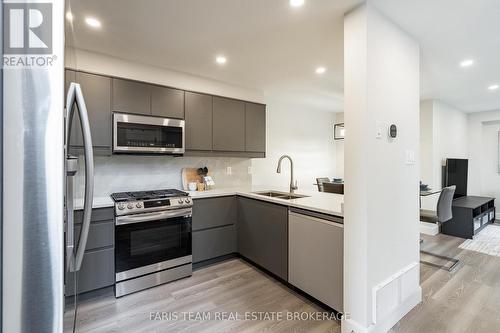 44 Hawthorne Crescent, Barrie, ON 