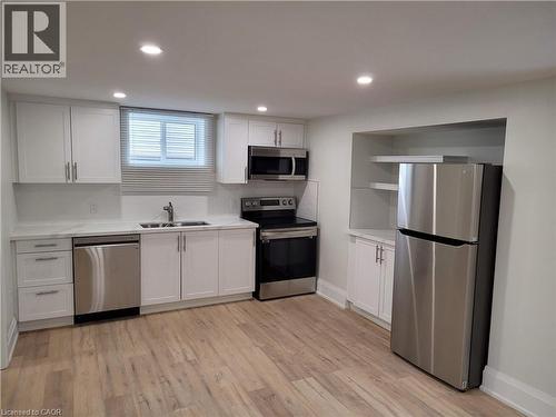 38 Rendell Boulevard, Hamilton, ON 