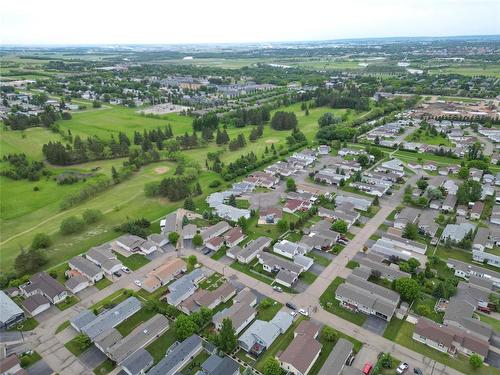 21 Eagle Way, Brandon, MB 
