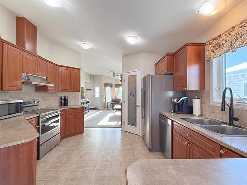 Spacious Kitchen - 21 Eagle Way, Brandon, MB 