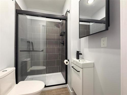 28 Clement Drive, Brandon, MB 