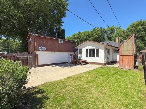 28 Clement Drive, Brandon, MB 