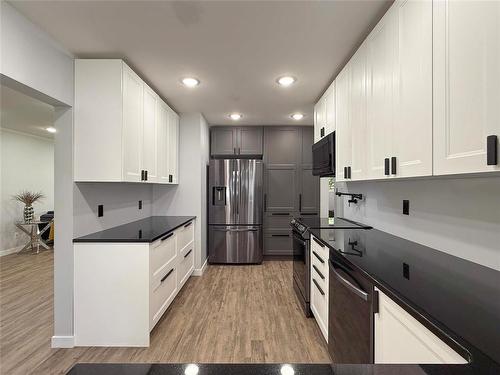 28 Clement Drive, Brandon, MB 