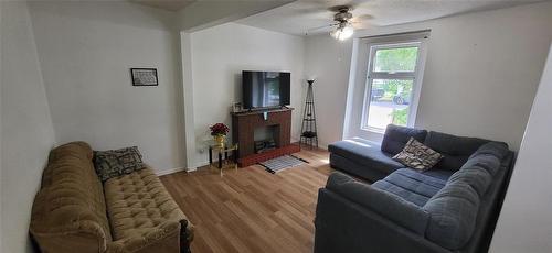 Large living room - 23 Princess Avenue E, Brandon, MB 