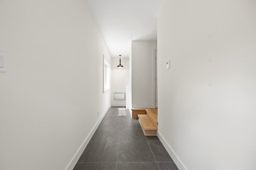 Hall d'entrée/Vestibule - 532 Rue Stirling, Hudson, QC 