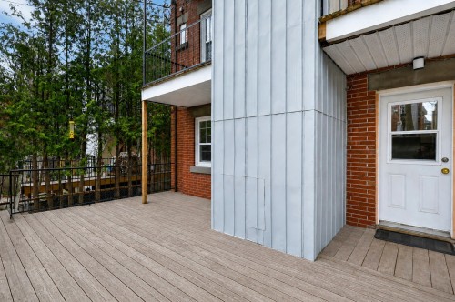 Terrasse - 3240 Rue St-Zotique E., Montréal (Rosemont/La Petite-Patrie), QC 