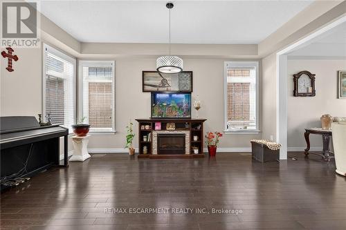 44 Matteo Trail, Hamilton, ON 