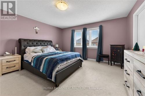44 Matteo Trail, Hamilton, ON 