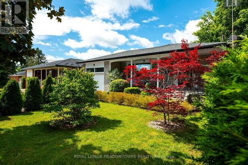 28 ALGOMA DRIVE  Guelph, ON N1E 1C7