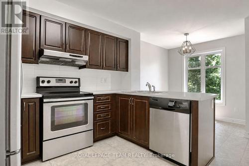 31 PRITCHARD DRIVE , Ottawa, Ontario K2G 1B2 3