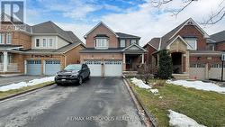 UPPER - 1505 PENNEL DRIVE Oshawa, ON L1K 0J8