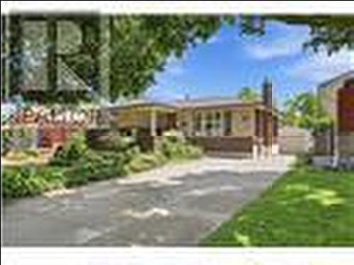 31 SYCAMORE STREET  Hamilton, ON L8T 3N6