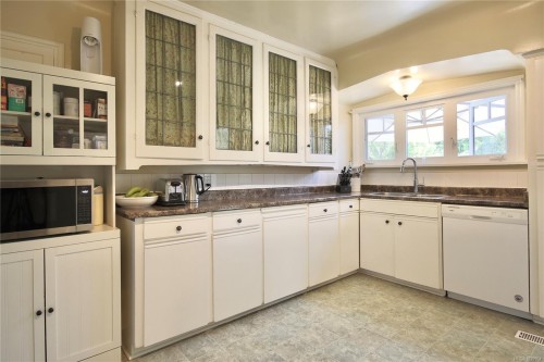 2331 Pacific Ave, Oak Bay, BC 
