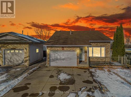4 EASTWOOD DRIVE  Welland, ON L3C 6W3