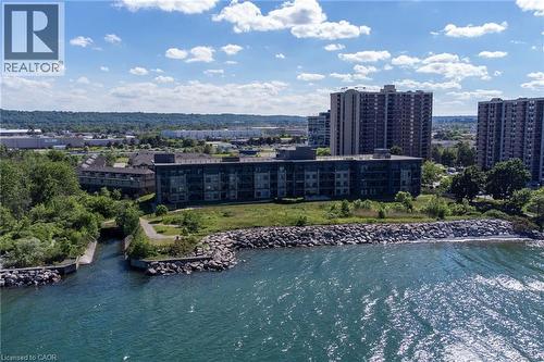 35 Southshore Crescent Unit# 301, Hamilton, ON 