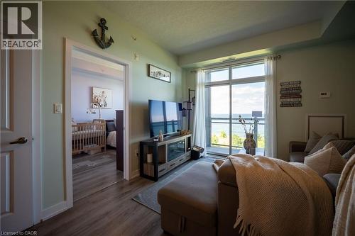 35 Southshore Crescent Unit# 301, Hamilton, ON 
