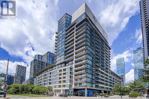 1105 - 8 TELEGRAM MEWS  Toronto, ON M5V 3Z5