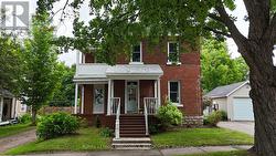 375 CENTRE STREET Pembroke, ON K8A 1J4