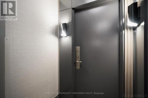 727 - 7161 Yonge Street, Markham, ON 